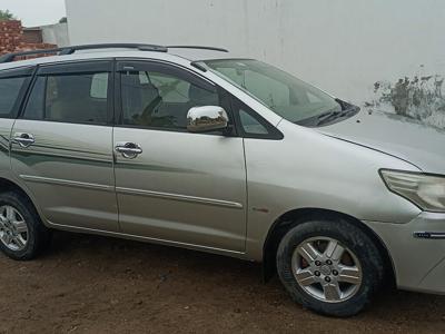 Used 2006 Toyota Innova [2005-2009] 2.0 V for sale at Rs. 2,50,000 in Moradab