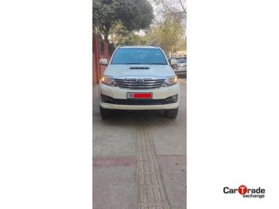 Used 2015 Toyota Fortuner [2012-2016] 2.5 Sportivo 4x2 MT for sale at Rs. 14,50,000 in Delhi