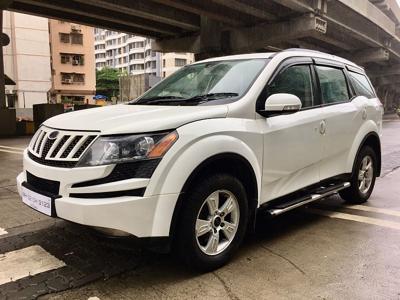 Mahindra XUV500 W8