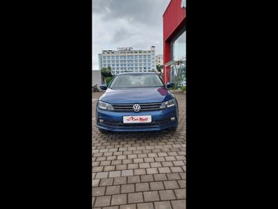 Volkswagen Jetta Highline TDI AT