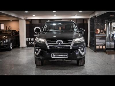 Used 2019 Toyota Fortuner [2016-2021] 2.8 4x2 AT [2016-2020] for sale at Rs. 33,49,000 in Delhi