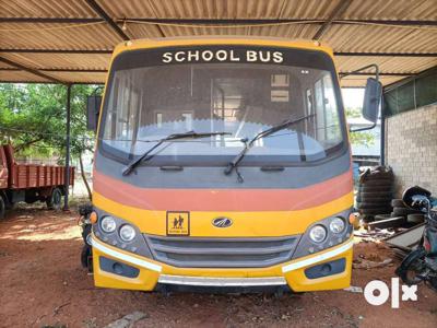 Mahindra school bus