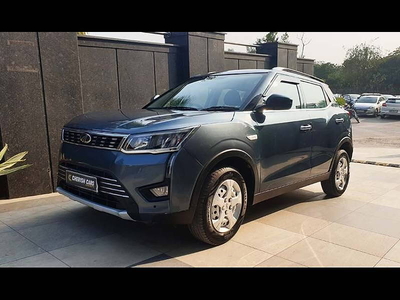 Used 2019 Mahindra XUV300 1.5 W4 [2019-2020] for sale at Rs. 7,26,000 in Delhi