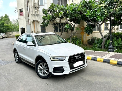 Audi Q3 35 TDI Quattro Premium Plus