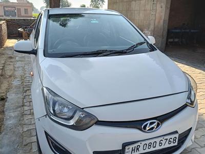 Used 2013 Hyundai i20 [2012-2014] Era 1.4 CRDI for sale at Rs. 2,60,000 in Sirs