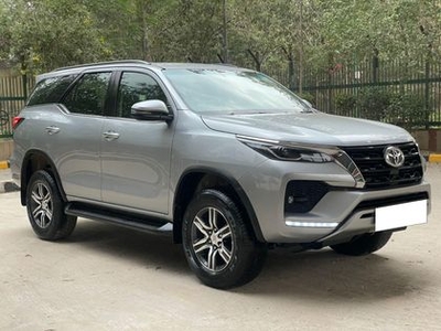 2021 Toyota Fortuner 2.8 2WD AT