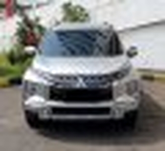 2022 Mitsubishi Xpander Cross Premium Package AT Silver -