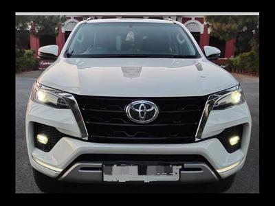 Toyota Fortuner 2.7 4x2 AT [2016-2020]