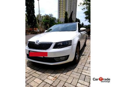 Used 2014 Skoda Octavia [2013-2015] Elegance 1.8 TSI AT for sale at Rs. 8,00,000 in Pun