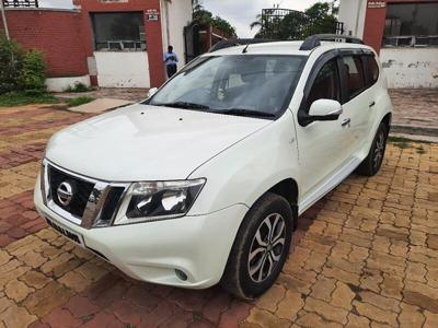 Used 2015 Nissan Terrano [2013-2017] XL (D) for sale at Rs. 5,50,000 in Aurangab