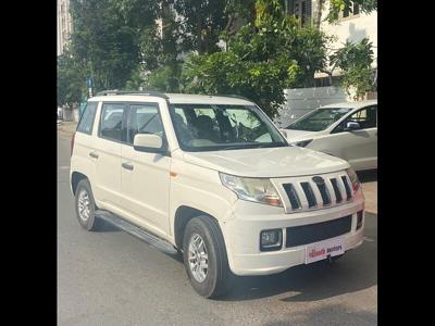 Mahindra TUV300 T8 AMT