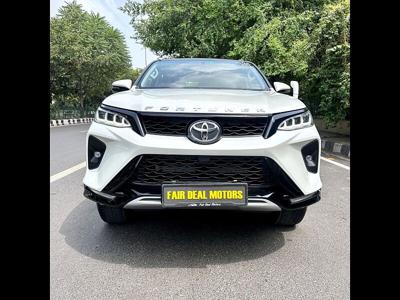 Toyota Fortuner Legender 4X4 AT 2.8 Legender