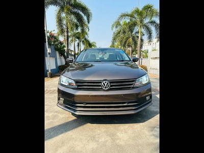 Used 2015 Volkswagen Jetta Highline TDI for sale at Rs. 6,91,000 in Surat