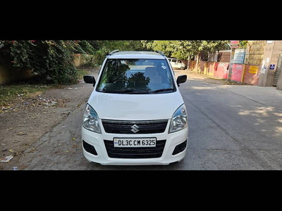 Used 2017 Maruti Suzuki Wagon R 1.0 [2014-2019] LXI CNG (O) for sale at Rs. 3,70,000 in Delhi