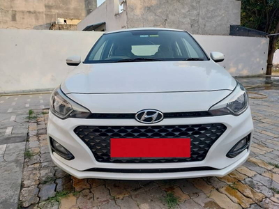 Used 2018 Hyundai Elite i20 [2018-2019] Sportz 1.2 for sale at Rs. 6,35,000 in Delhi