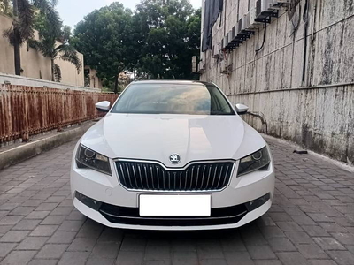 Used 2018 Skoda Superb [2016-2020] Style TDI AT for sale at Rs. 17,95,000 in Mumbai