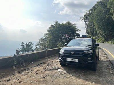 Tata Nexon XZA Plus (O) Dark Edition