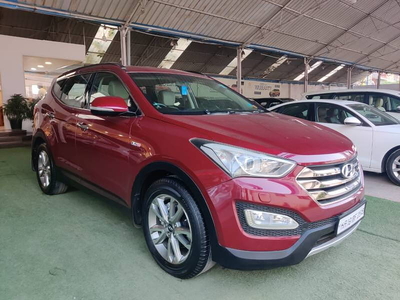 Hyundai Santa Fe 2WD MT [2014-2017]