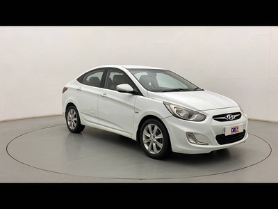 Hyundai Verna Fluidic 1.6 CRDi SX