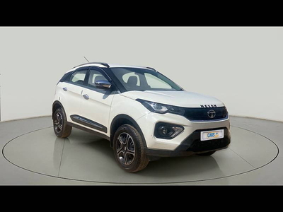 Tata Nexon XMA Petrol