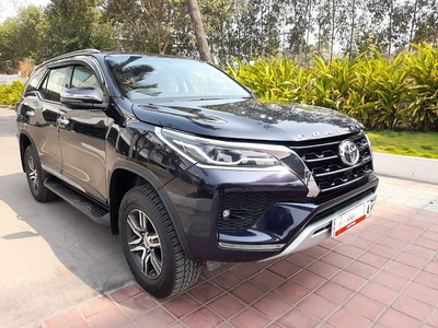 Toyota Fortuner 4X2 AT 2.8 Diesel