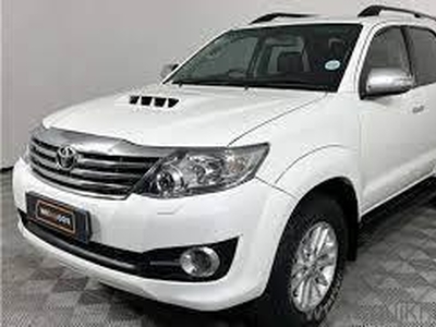 Toyota Fortuner 3.0 4x4 AT - 2015