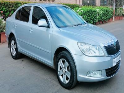 Skoda Laura Ambiente 2.0 TDI CR MT