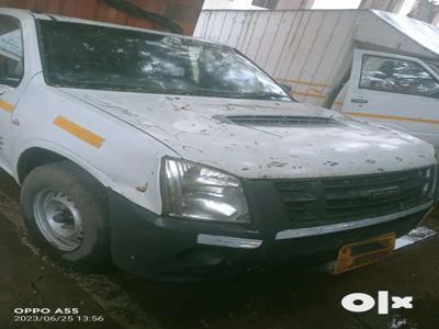 Isuzu D max pickup diesel pikup more pik up available bus available