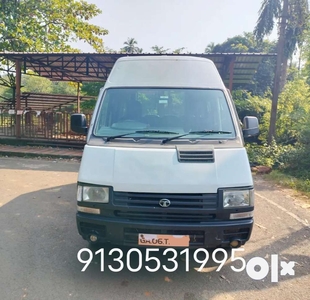Tata Winger 13 seater non-AC, 2019 registration, all papers clear bus
