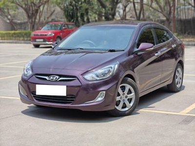 2011 Hyundai Verna 1.6 SX CRDi (O)