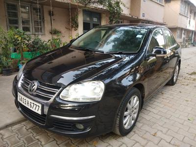 Used 2008 Volkswagen Jetta [2008-2011] Comfortline 1.9 TDI AT for sale at Rs. 2,00,000 in Chandigarh