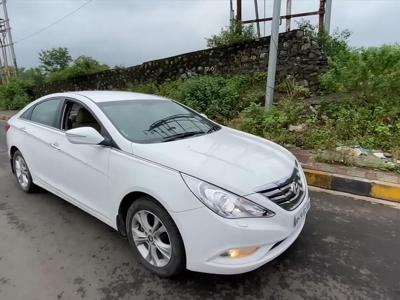 Used 2013 Hyundai Sonata 2.4 GDi MT for sale at Rs. 5,25,000 in Pun