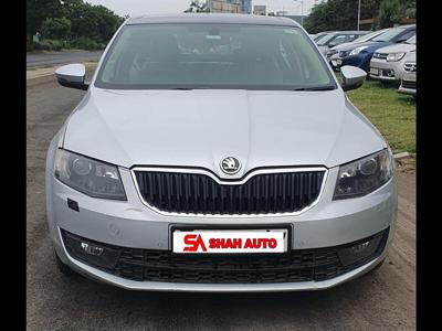 Used 2014 Skoda Octavia [2013-2015] Elegance 1.8 TSI AT for sale at Rs. 5,45,000 in Ahmedab