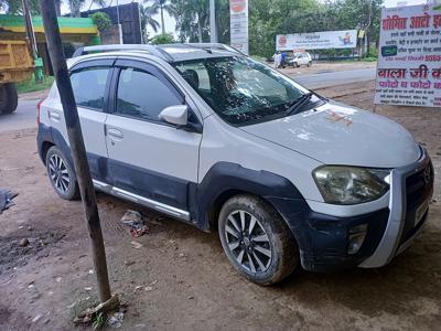 Used 2016 Toyota Etios Cross 1.2 G for sale at Rs. 4,00,000 in Kannauj