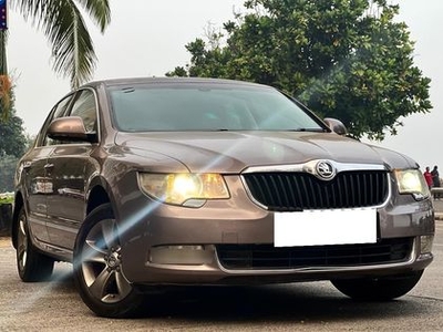 2013 Skoda Superb Ambition 2.0 TDI CR AT