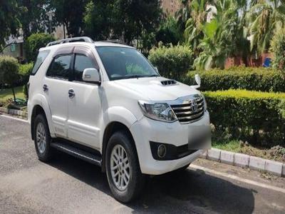 2014 Toyota Fortuner 4x2 AT