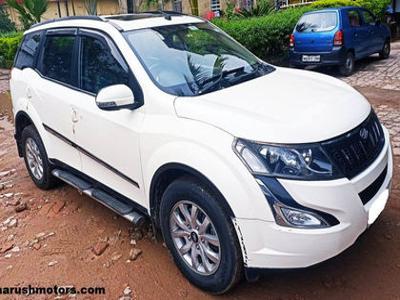 2018 Mahindra XUV500 W10 2WD