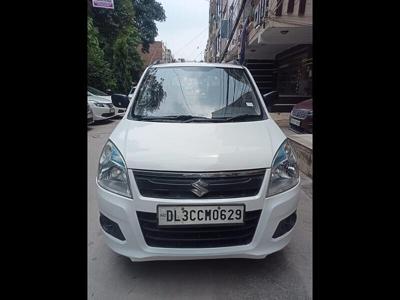 Used 2017 Maruti Suzuki Wagon R 1.0 [2014-2019] LXI CNG (O) for sale at Rs. 3,95,000 in Delhi