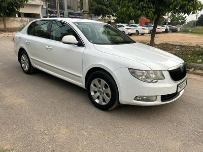 Used 2013 Skoda Superb [2009-2014] Elegance 2.0 TDI CR AT for sale at Rs. 5,90,000 in Mohali