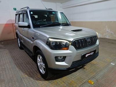 Mahindra Scorpio S10