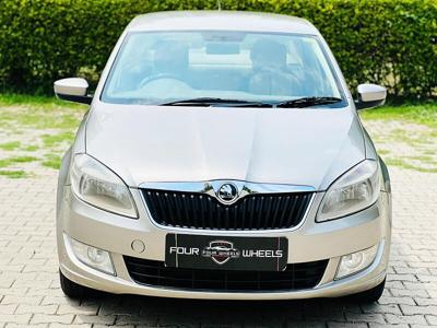 Used 2014 Skoda Rapid [2014-2015] 1.5 TDI CR Ambition with Alloy Wheels for sale at Rs. 5,75,000 in Bangalo