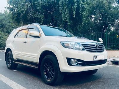 Used 2015 Toyota Fortuner [2012-2016] 3.0 4x4 AT for sale at Rs. 17,90,000 in Delhi