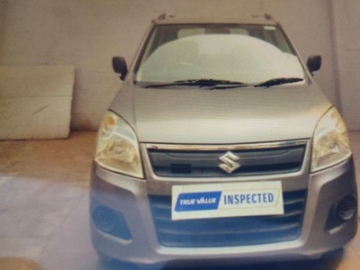 Used Maruti Suzuki Wagon R 2015 83644 kms in New Delhi