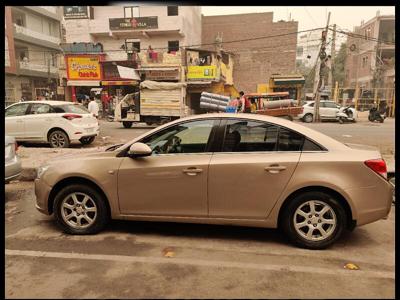 Used 2011 Chevrolet Cruze [2009-2012] LT for sale at Rs. 2,60,000 in Ghaziab