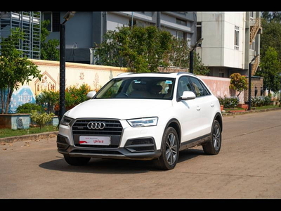 Audi Q3 35 TDI quattro Premium Plus