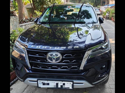 Toyota Fortuner 4X4 MT 2.8 Diesel