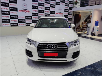 Audi Q3 2.0 TDI quattro Premium Plus