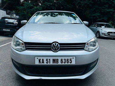 Volkswagen Polo Highline 1.6L (P)