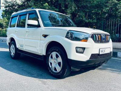 Used 2017 Mahindra Scorpio [2014-2017] S6 Plus 1.99 Intelli-Hybrid for sale at Rs. 10,30,000 in Delhi