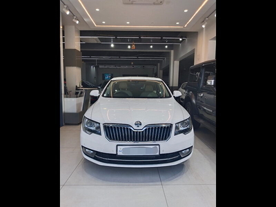 Used 2014 Skoda Superb [2009-2014] Elegance 2.0 TDI CR AT for sale at Rs. 9,60,000 in Mohali